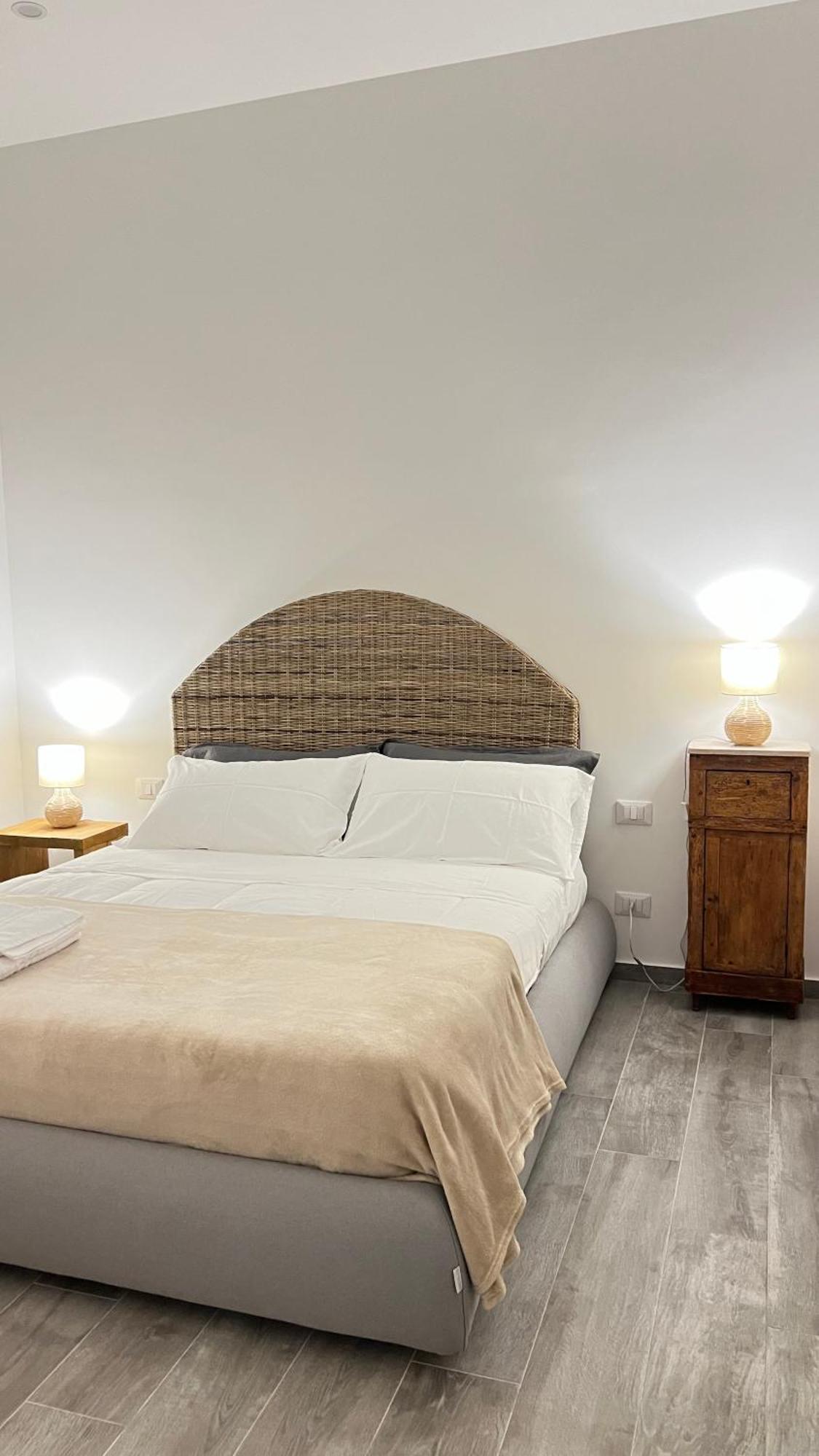 Dimora Donna Vitalia Apartments Trapani Exteriör bild